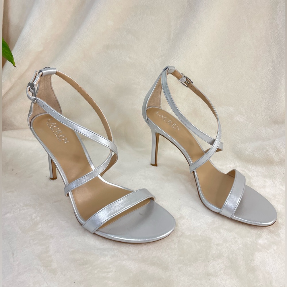 LAUREN RALPH LAUREN Women's Gabriele Dress
Silver Straps Sandals 8.5 B, G 107 - Picture 8 of 13